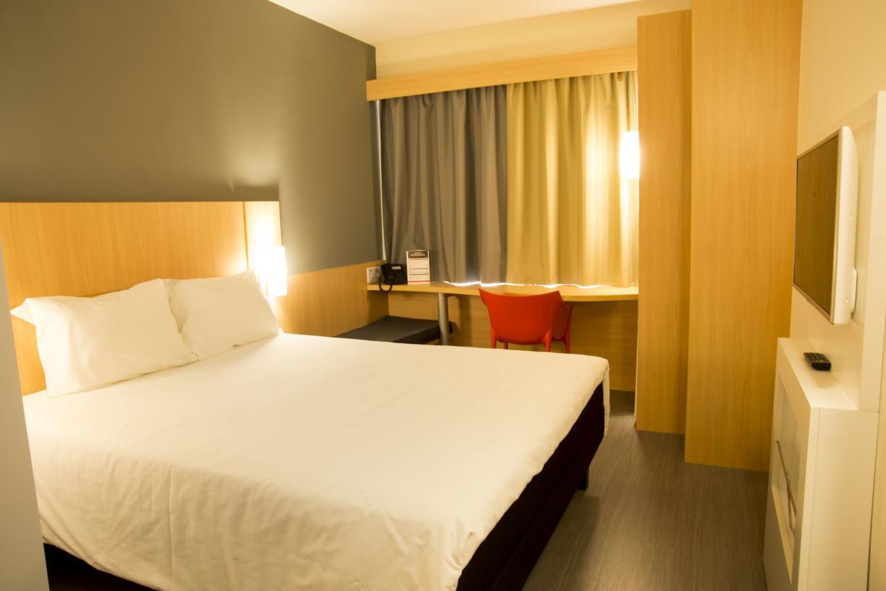 Ibis Aracruz Hotel Exterior photo